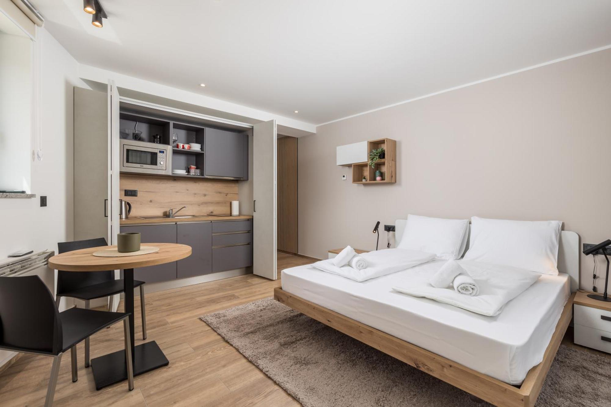 Belinda Apartments With Balcony Опатія Екстер'єр фото