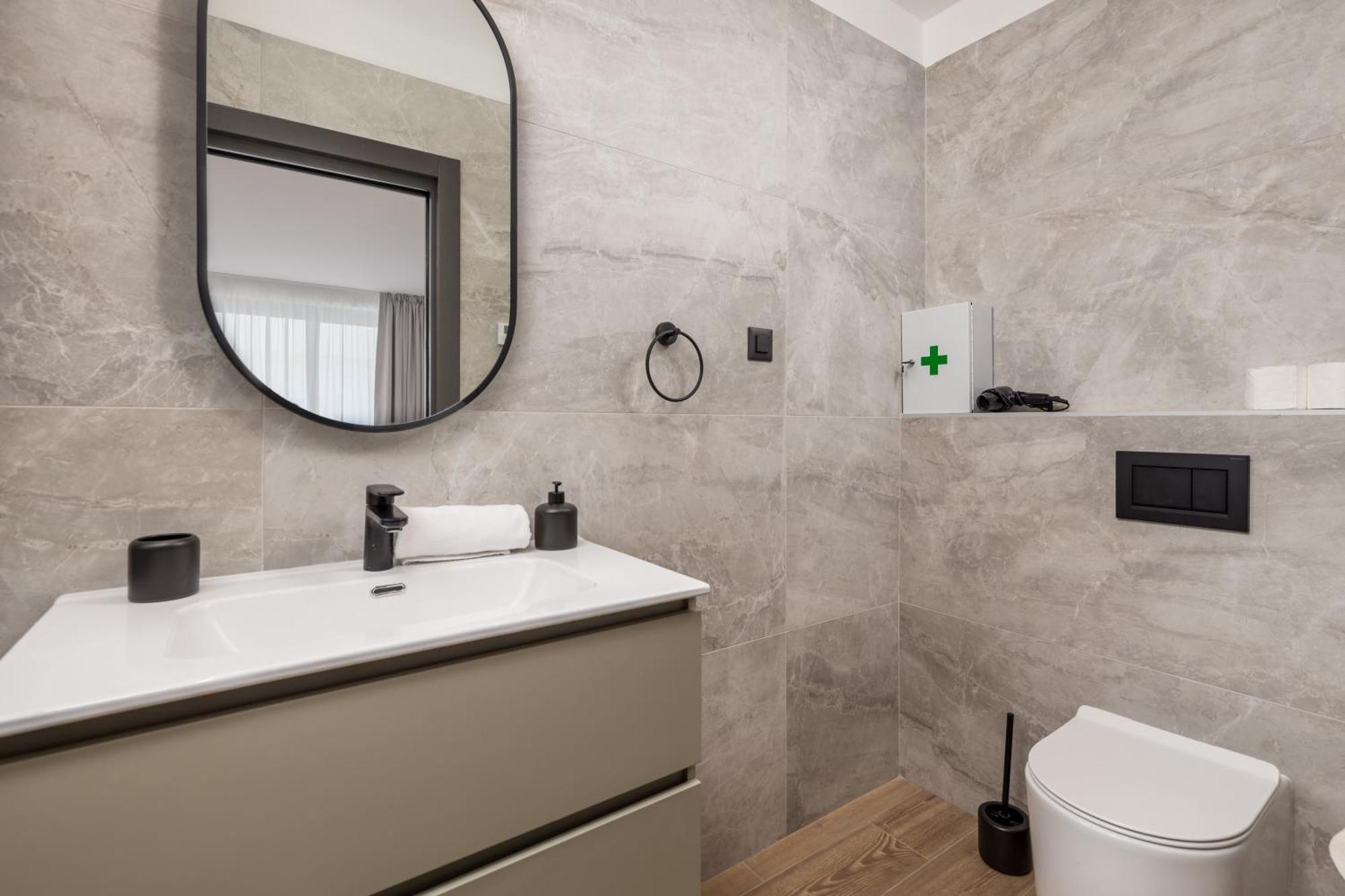 Belinda Apartments With Balcony Опатія Екстер'єр фото