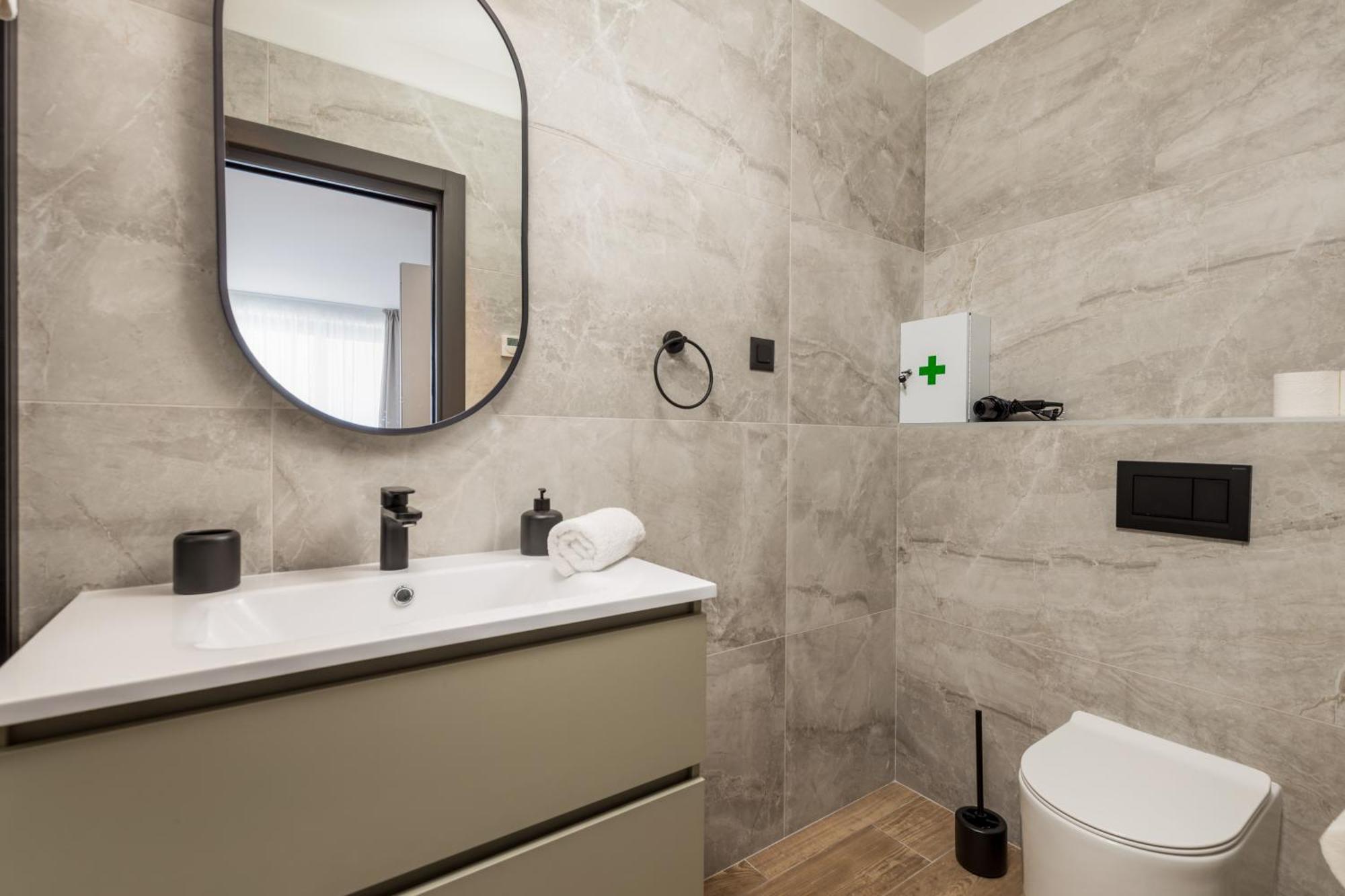 Belinda Apartments With Balcony Опатія Екстер'єр фото