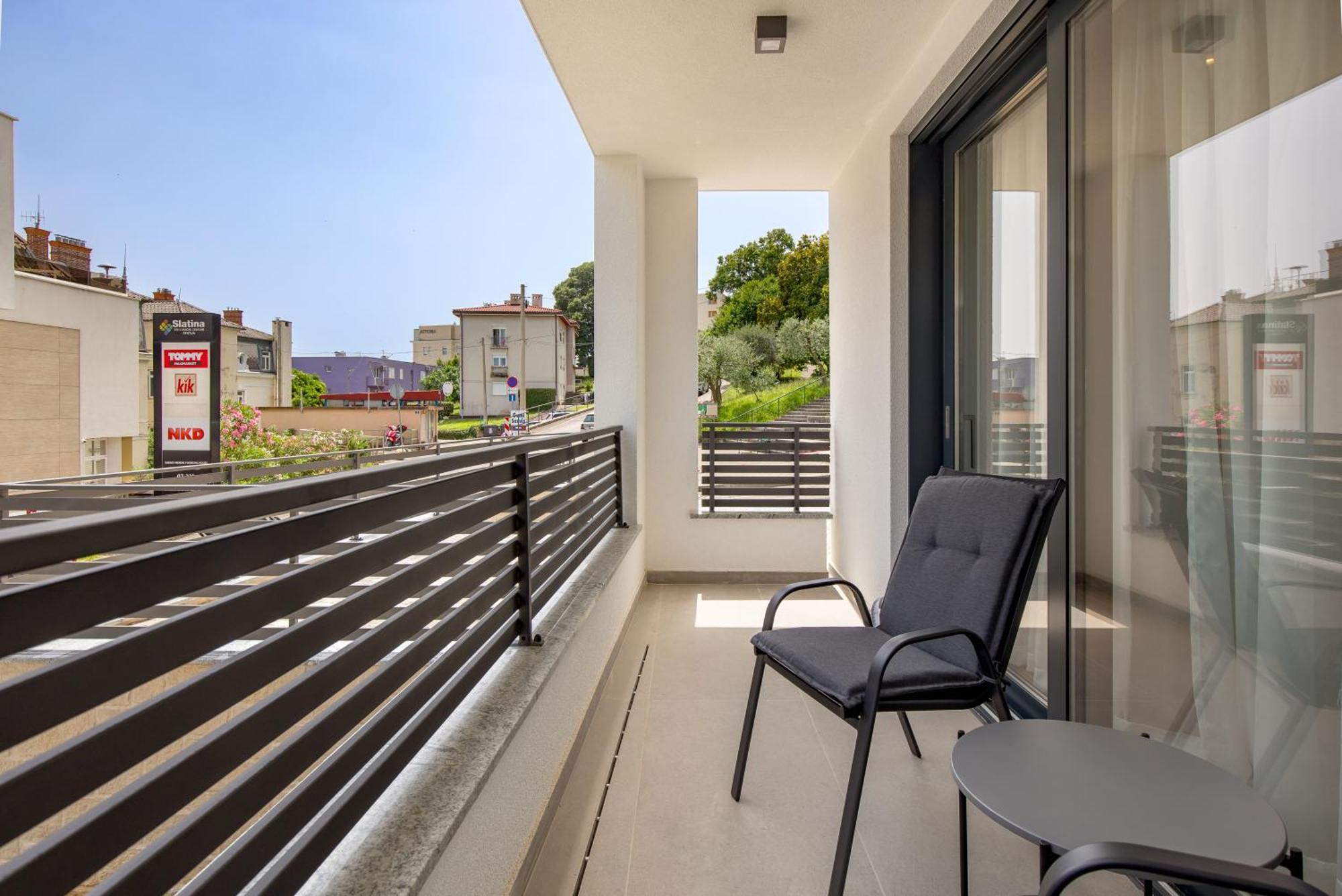 Belinda Apartments With Balcony Опатія Екстер'єр фото